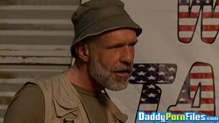 Hunks & twink in wild shaft sucking & fucking groupsex time