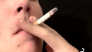 Chainsomker dude engages with intense solo prick stroking