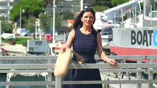 Jade, 32 years old, dental office slut!