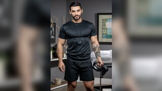 Massage therapy ends up in bareback fuck - Arad Winwin , Logan Cross