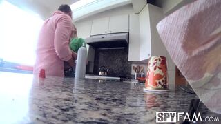 Tight Snatch as Turkey-Day Dessert by Stepsister Kiara