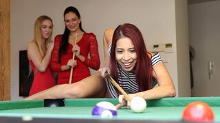 Leanne Lace, Jenny Wild, Paula Introverted