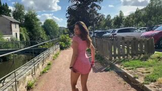 Pénélope, 23 years old, caliente schoolgirl!