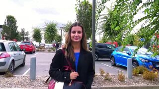 Marina, 20, sociology schoolgirl in Paris!