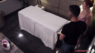 Hiding massause plays with shaft during massage - Valentina Nappi, Lauren Phillips