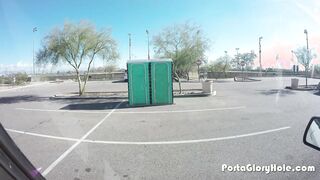 Porta Gloryhole Chubby hoe in public GH