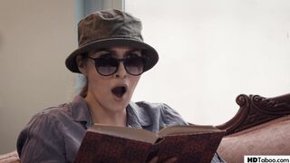 BOOTY Office Slut fucks cheater hubby