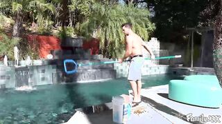 Sweet hottie Melissa Moore squirts on that huge dick