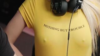 Mesmerizing blonde Carmen Caliente is fucking with her employee