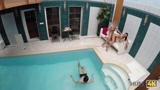 Cuckold enjoys watching his sexy GF screwed