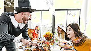 Brooklyn Chase, & Rosalyn Sphinx are having a foursome fuck party