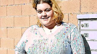 Thick Chick Drew Indulges a Ebony Guy