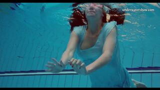 Piyavka Chehova big boobs brunette Czech underwater