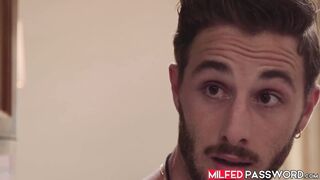 Inked Small Hands rails savagely the horny cunt of STEPMOM Alexis Fawx