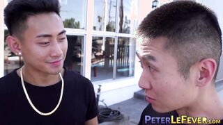 This time tatted top Jon Darra buries his shaft deep inside Hans Raw