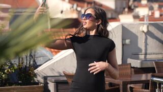 Lara, 22 years old, ready-to-wear saleswoman in Paris!