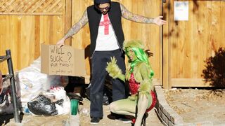 The Grinch gives up & wants some ass fucking