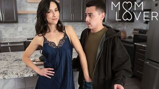 Isabel Love's Desire for a Huge Creampie Ignites a Passionate Encounter with Her Stepson