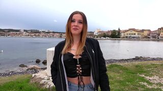 Skyla is a real anatomical bomb!