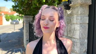 Stella, 24 years old, always at her own pace...